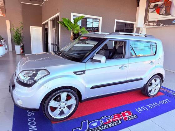 KIA SOUL 1.6 EX 16V FLEX 4P MANUAL KIA SOUL 1.6 EX 16V FLEX 4P MANUAL